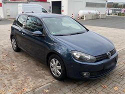 Blau Gebraucht 2010 VW Golf VI Edition Kleinwagen | 3.300 € (Guter Preis)