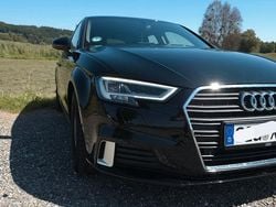 Schwarz Gebraucht 2018 Audi A3 Sportback Ambiente Kleinwagen | 21.200 € (Fairer Preis)