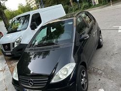 Schwarz Gebraucht 2005 Mercedes A170 Classic Van / Kleinbus | 850 € (Fairer Preis)