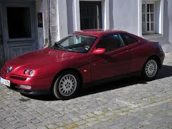 Rot Gebraucht 1997 Alfa Romeo GTV Coupé | 6.500 €