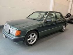 Grün Gebraucht 1990 Mercedes 190 Sportline Limousine | 9.950 €