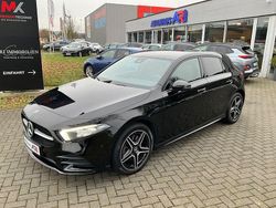 Schwarz Gebraucht 2020 Mercedes A250 AMG line Limousine | 24.900 € (Fairer Preis)