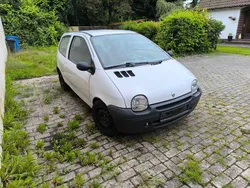 Weiß Gebraucht 2006 Renault Twingo Elysee Kleinwagen | 1.200 € (Fairer Preis)