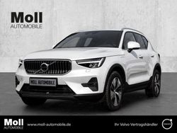 Weiss Gebraucht 2023 Volvo XC40 Plus SUV | 36.480 € (Fairer Preis)