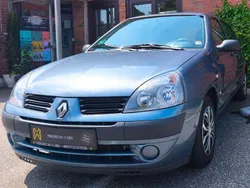 Grau Gebraucht 2006 Renault Clio II Kleinwagen | 2.980 € (Fairer Preis)
