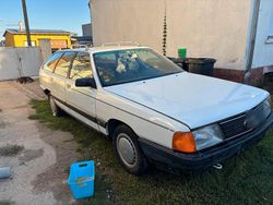 Weiß Gebraucht 1990 Audi 100 Kombi | 3.400 €
