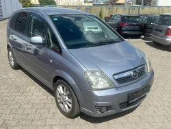 Silber Gebraucht 2009 Opel Meriva Innovation Van / Kleinbus | 3.895 € (Etwas zu teuer)
