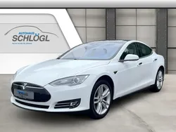 Weiß Gebraucht 2015 Tesla Model S Limousine | 22.800 € (Fairer Preis)