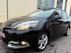 Schwarz Gebraucht 2012 Renault Scénic III Van / Kleinbus | 4.980 € (Fairer Preis)
