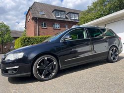 Schwarz Gebraucht 2011 VW Passat Kombi | 2.899 € (Superpreis)