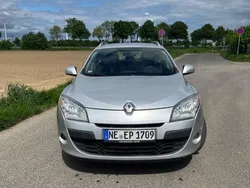 Silber Gebraucht 2011 Renault Mégane III Expression Limousine | 4.250 € (Guter Preis)