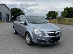 Silber Gebraucht 2010 Opel Corsa Kleinwagen | 2.700 €