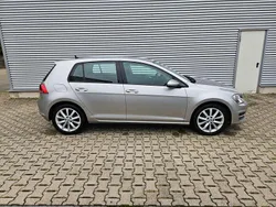 Grau Gebraucht 2016 VW Golf VII Trendline Limousine | 8.390 € (Guter Preis)
