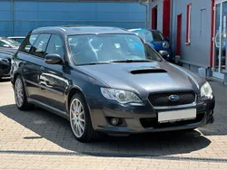 Grau Gebraucht 2008 Subaru Outback SUV | 2.295 €