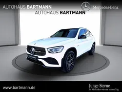 Weiß Gebraucht 2021 Mercedes GLC300e AMG SUV | 42.980 € (Etwas zu teuer)