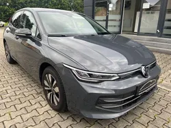 Grau Gebraucht 2025 VW Golf VIII Goal Limousine | 27.450 € (Superpreis)