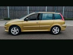 Gold Gebraucht 2003 Peugeot 206 Kombi | 750 € (Guter Preis)