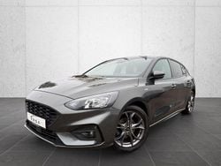 Grau Gebraucht 2021 Ford Focus ST-Line Limousine | 15.999 € (Guter Preis)