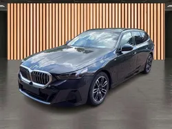 Sophistograu brillanteffekt Gebraucht 2024 BMW 520 M Sport Kombi | 53.980 € (Superpreis)
