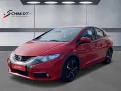 Rot Gebraucht 2014 Honda Civic Lifestyle Limousine | 10.990 € (Etwas zu teuer)