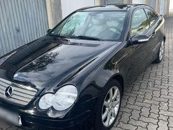 Schwarz Gebraucht 2005 Mercedes 200 Coupé | 3.400 €