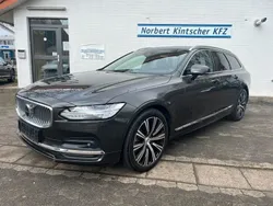 Grau Gebraucht 2024 Volvo V90 Plus Kombi | 41.900 € (Superpreis)