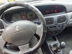 Blau Gebraucht 2001 Renault Mégane Dynamique Limousine | 1.499 € (Fairer Preis)