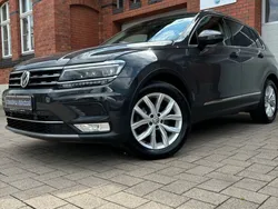Grau Gebraucht 2017 VW Tiguan Highline SUV | 16.800 € (Etwas zu teuer)