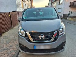 Grau Gebraucht 2017 Nissan NV300 Van | 17.999 €