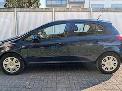 Blau Gebraucht 2007 Opel Corsa Kleinwagen | 2.000 €