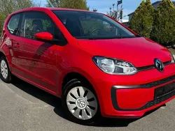 Rot Gebraucht 2019 VW up! move up! Kleinwagen | 7.400 € (Guter Preis)