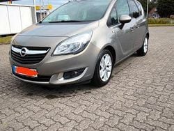 Braun Gebraucht 2016 Opel Meriva Edition Van / Kleinbus | 6.100 € (Fairer Preis)