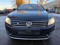 Schwarz Gebraucht 2012 VW Passat Highline Kombi | 5.800 € (Superpreis)