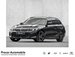 Black sapphire Neu 2025 BMW 330e M Sport Kombi | 63.989 €