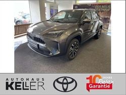 Marlingrau metallic Gebraucht 2023 Toyota Yaris Hybrid Team SUV | 24.440 € (Fairer Preis)
