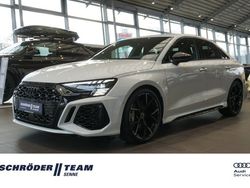 Weiß Gebraucht 2022 Audi RS3 Ambiente Limousine | 63.980 € (Teuer)