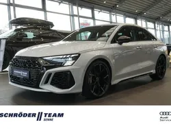 Weiß Gebraucht 2022 Audi RS3 Ambiente Kleinwagen | 63.980 € (Guter Preis)