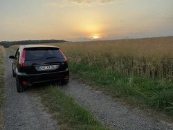 Schwarz Gebraucht 2007 Ford Fiesta ST Kleinwagen | 2.600 € (Fairer Preis)