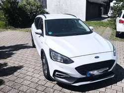 Weiß Gebraucht 2021 Ford Focus Active Kombi | 9.000 €