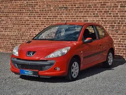 Rot Gebraucht 2010 Peugeot 206+ Kleinwagen | 2.690 € (Fairer Preis)
