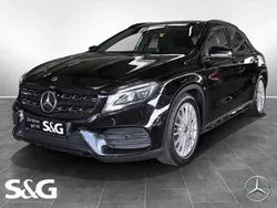 Metalliclack kosmosschwarz Gebraucht 2018 Mercedes GLA220 Night SUV | 23.860 € (Teuer)