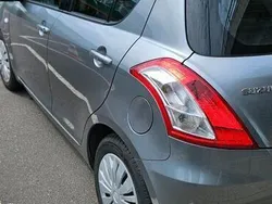 Grau Gebraucht 2015 Suzuki Swift Kleinwagen | 6.400 € (Fairer Preis)