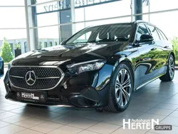 Obsidianschwarz Gebraucht 2023 Mercedes E220 Avantgarde Kombi | 47.900 € (Teuer)