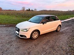 Weiß Gebraucht 2012 Audi A1 Sportback Kleinwagen | 7.700 € (Fairer Preis)