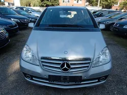 Silber Gebraucht 2009 Mercedes A180 Van / Kleinbus | 3.499 € (Guter Preis)