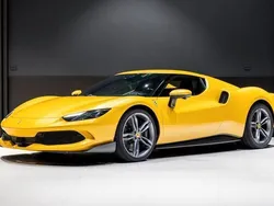 Gelb Gebraucht 2023 Ferrari 296 | 297.500 €