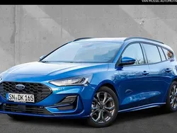 Blau Gebraucht 2024 Ford Focus ST-Line Kombi | 24.530 € (Guter Preis)
