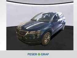 Lavablau metallic met. Gebraucht 2021 Skoda Karoq Clever SUV | 26.450 € (Guter Preis)