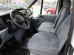 Weiß Gebraucht 2006 Ford Transit Kombi | 9.990 €