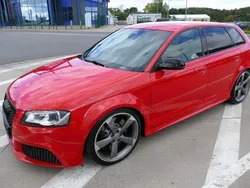 Rot metallic Gebraucht 2012 Audi RS3 Sport Kleinwagen | 29.790 € (Etwas zu teuer)